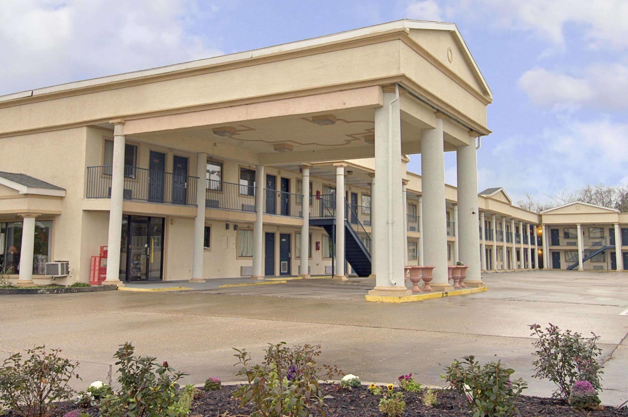 Days Inn By Wyndham Crowley Exterior foto